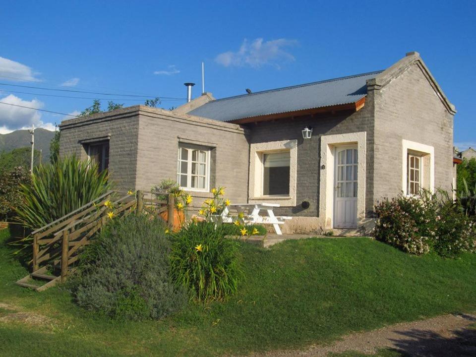 Dos Aguas Lodge